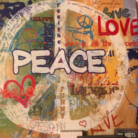 Meet your Posher, Cynthia - Picture 1 of 1